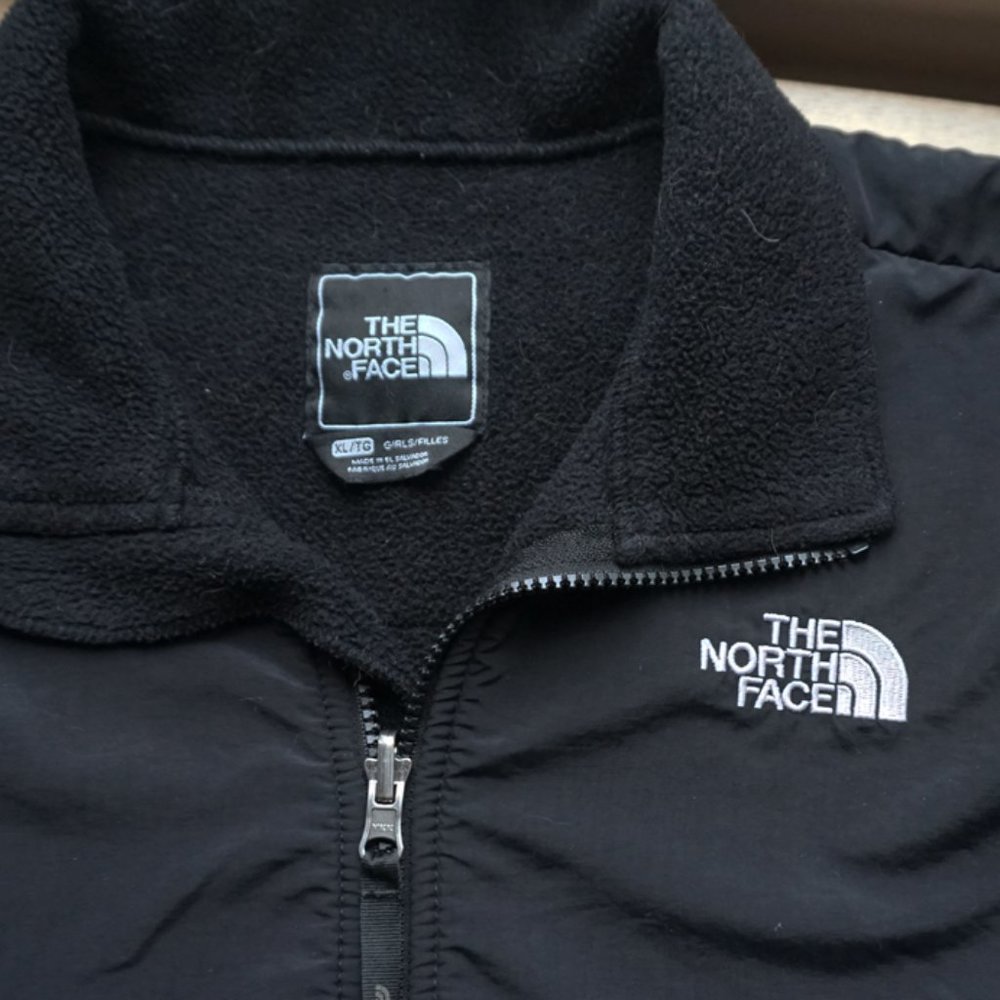 The North Face Black Denali Fleece Jacket VGUC Size Girls XL - Picture 2 of 3